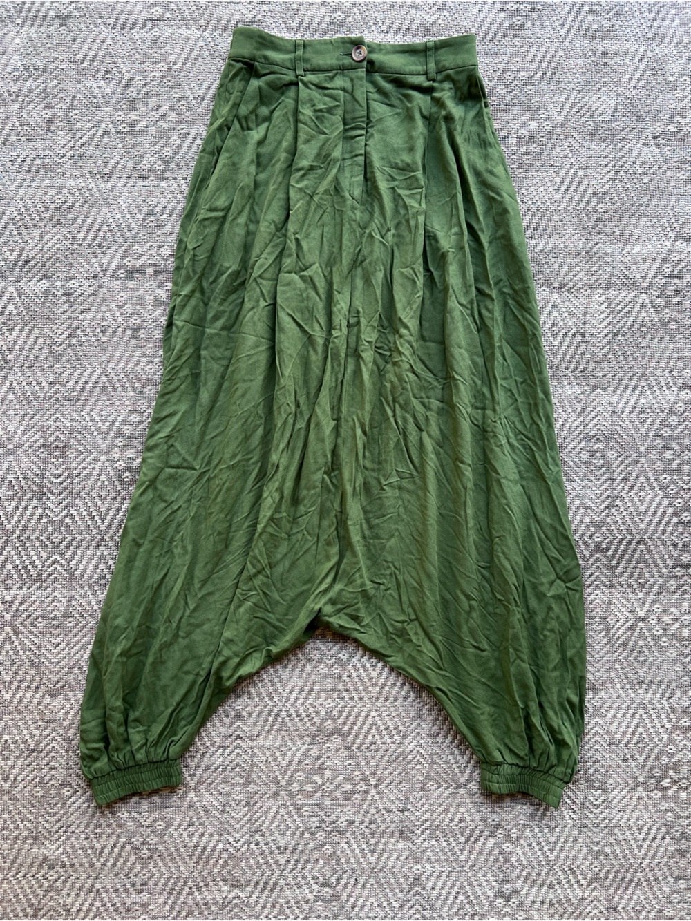 Farm Rio Olive Green Harem Drop Crotch Pants Size Medium Made in Brazil